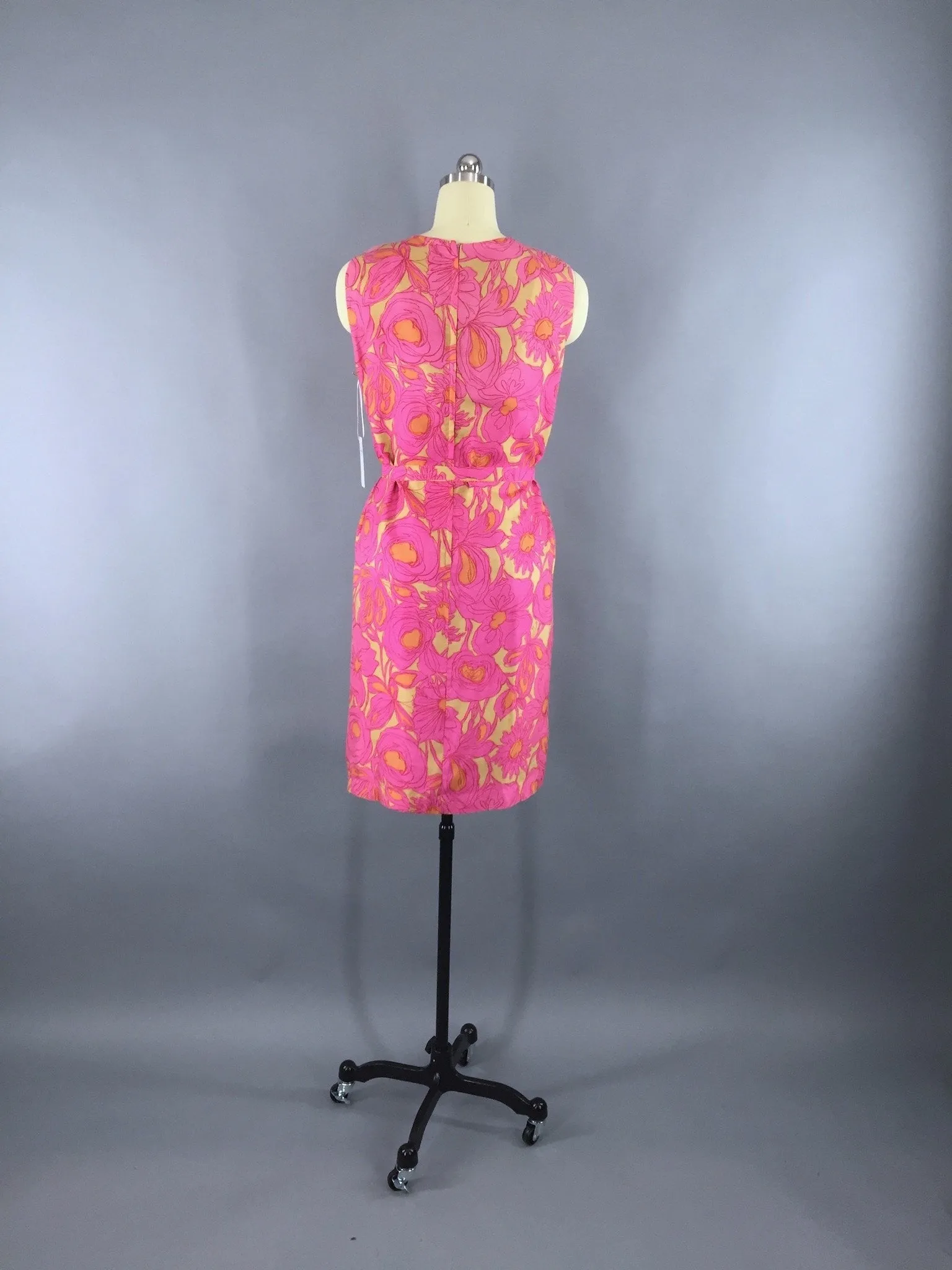 1960s Vintage Preppy Pink Floral Silk Shift Dress