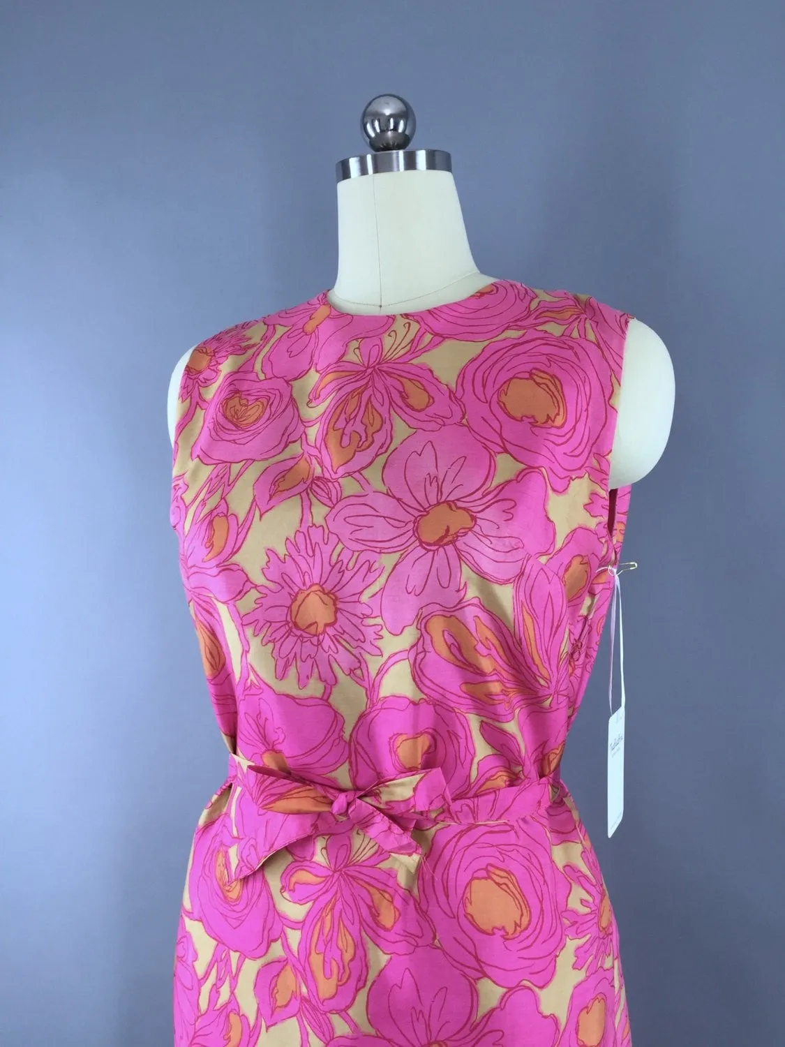 1960s Vintage Preppy Pink Floral Silk Shift Dress