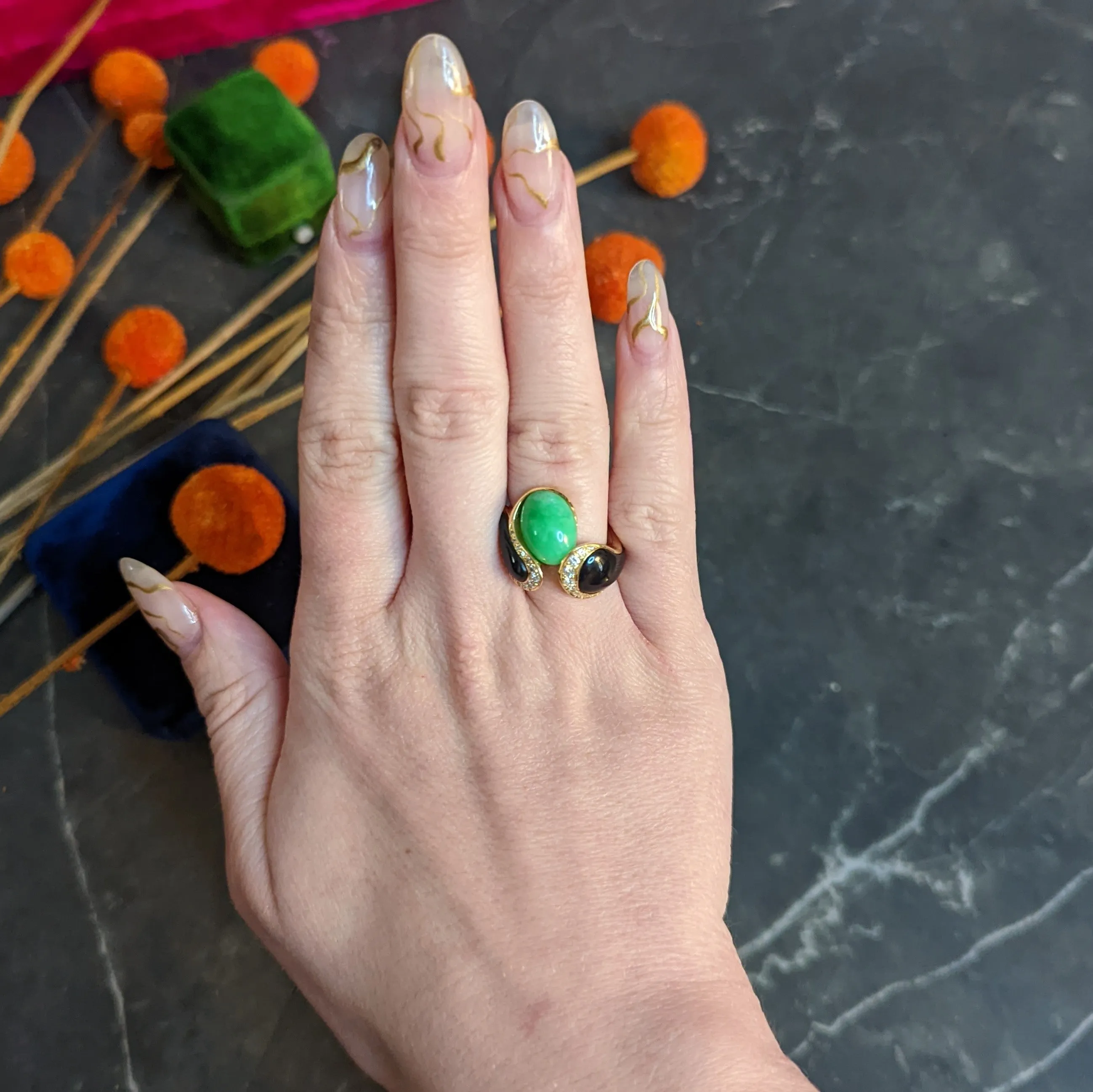 1980's Vintage Jade Onyx Diamond 18 Karat Two-Tone Gold Bypass Ring