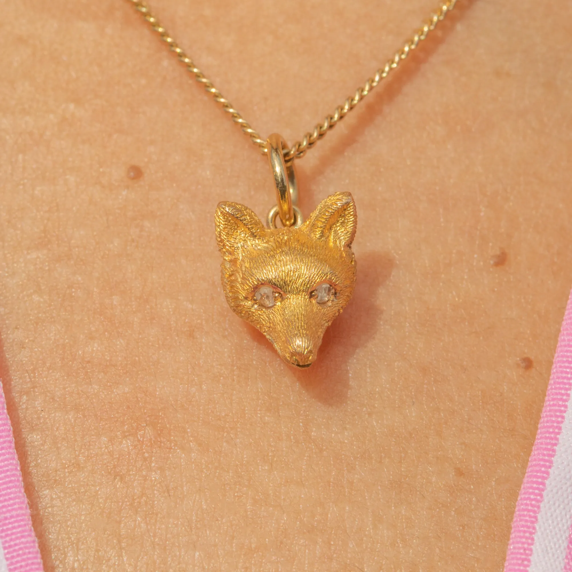 Antique 18ct Gold Fox Charm with Diamond Eyes